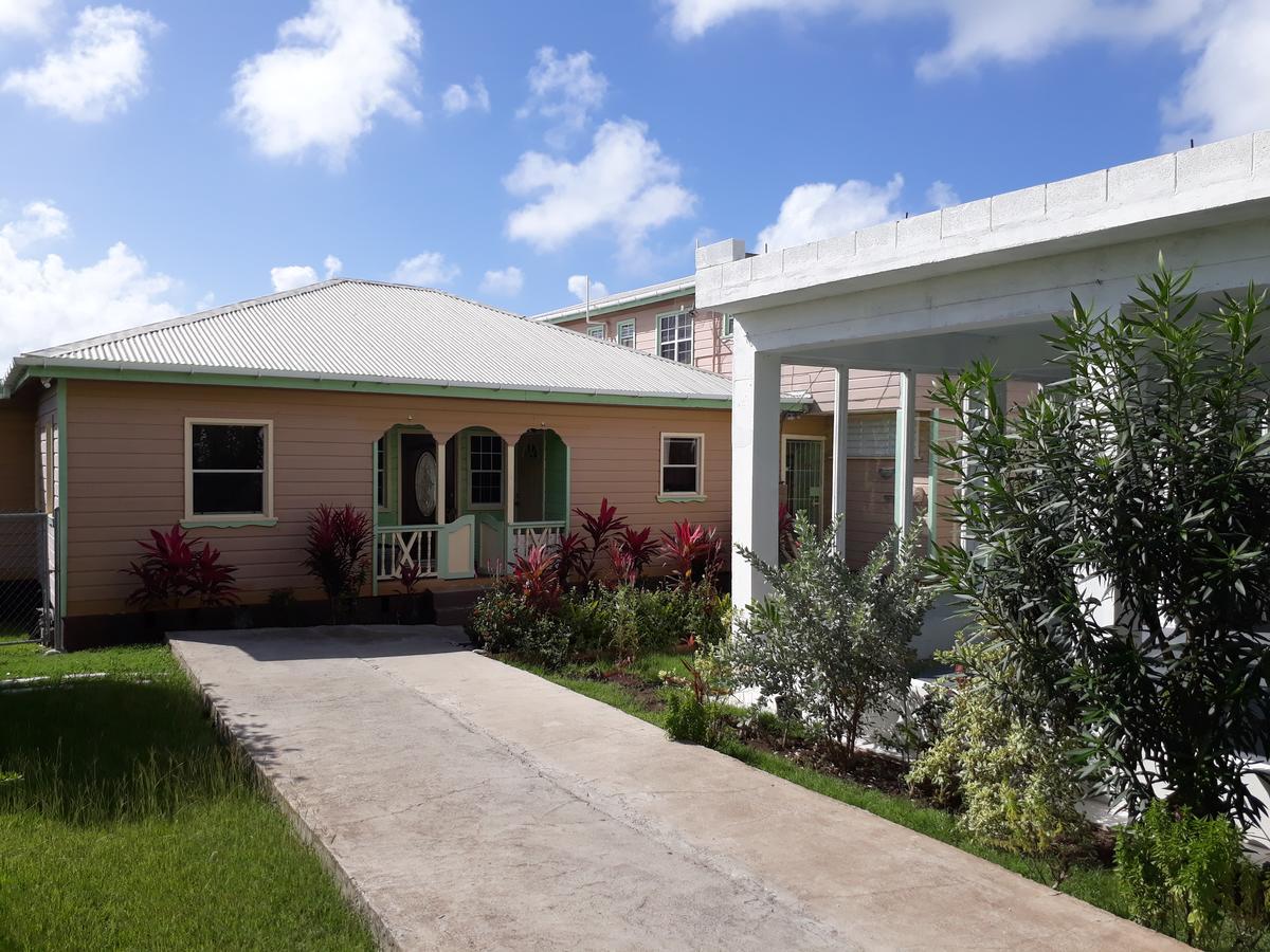 Apartment Unforgetable Gardens Falmouth Harbour Экстерьер фото